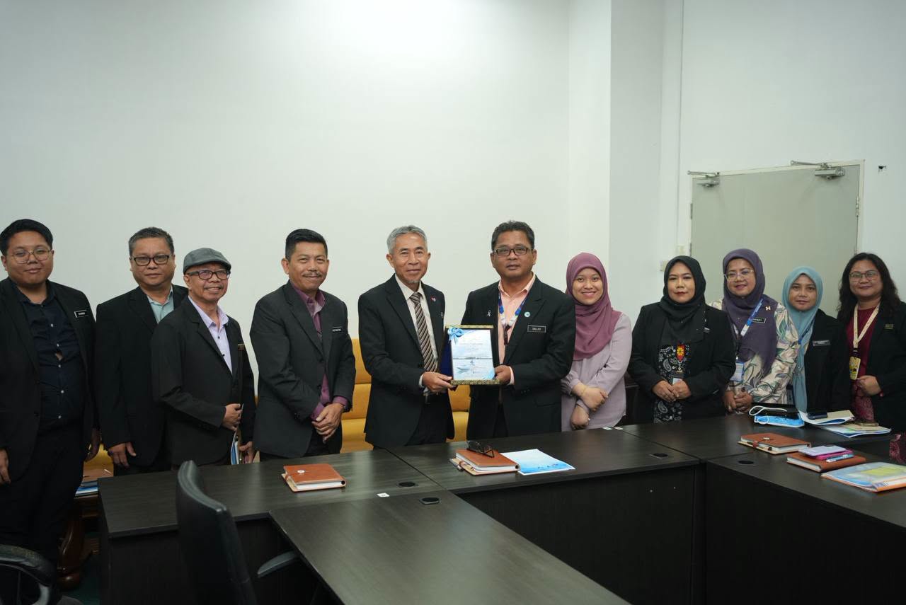 Kunjungan hormat KO-NELAYAN ke pejabat Yayasan Usaha Maju (YUM)